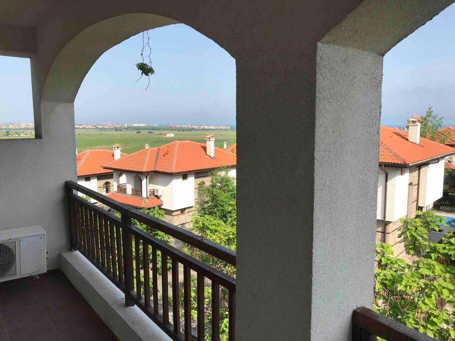 Lovely Apartment In Peaceful Family Spa Resort Near To Nesebar Kableskovo Kültér fotó