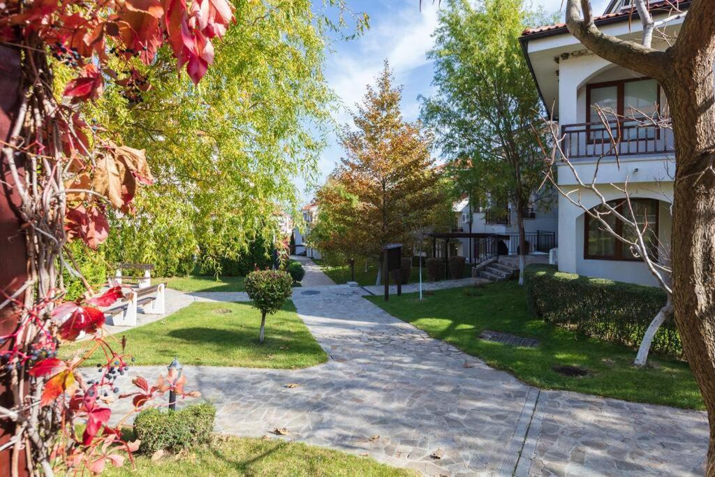 Lovely Apartment In Peaceful Family Spa Resort Near To Nesebar Kableskovo Kültér fotó